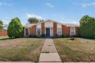 Building Photo - 752 Cambridge Dr