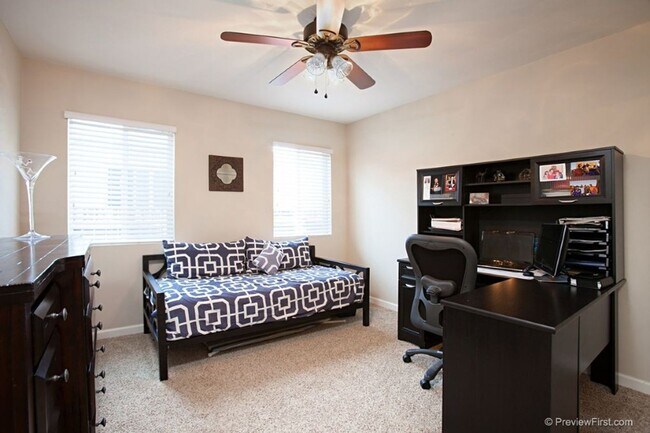 Building Photo - YOUR NEW HOME - IMPERIAL BEACH 3 bed / 2 bath Minutes to the beach!!