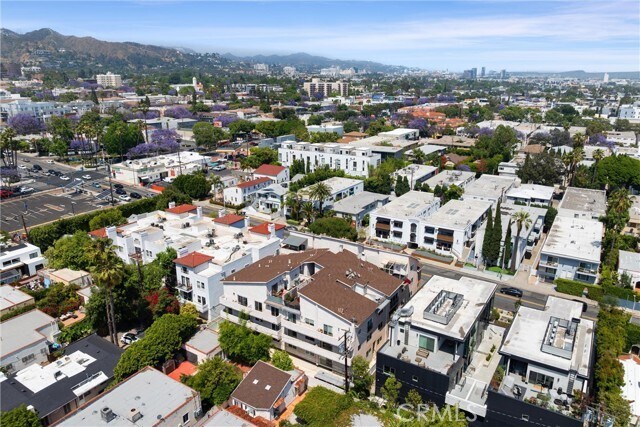 Building Photo - 1021 N Crescent Heights Blvd