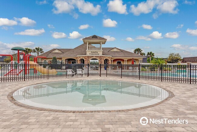 Building Photo - Beautiful Amelia Concourse Home!