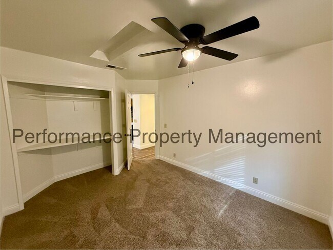 Building Photo - 11906 Christy Ave