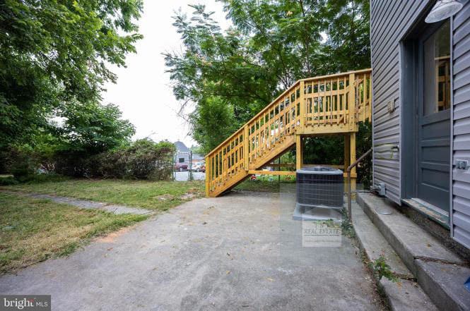 Building Photo - 209 E Martin St