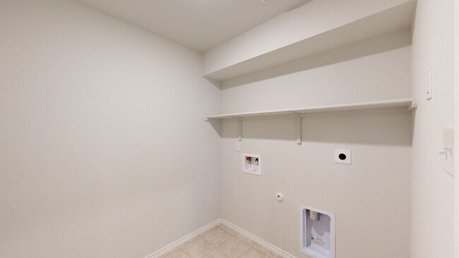 Building Photo - 9606 Falme Ln