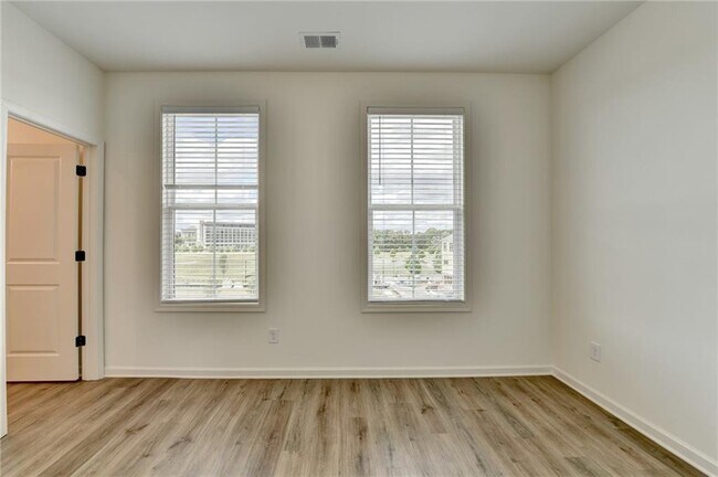 Building Photo - 430 Argosy Pk Cir