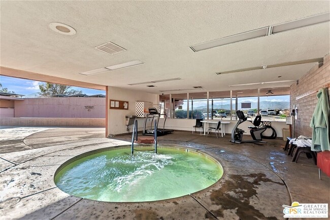 Building Photo - 69490 Parkside Dr