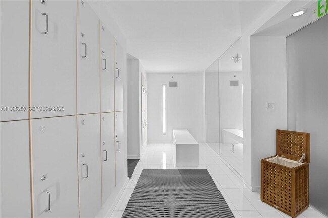 Building Photo - 1040 Biscayne Blvd