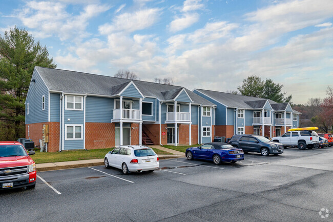 Building Photo - Gardens at Chesapeake Apartments