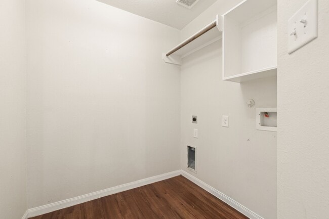 Building Photo - 21415 Partha Way
