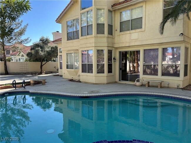 Building Photo - 2920 Sunstone St