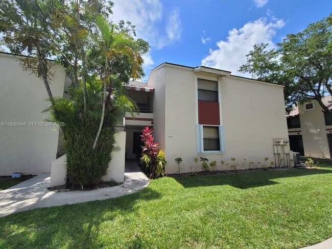 Building Photo - 20075 NE 3rd Ct