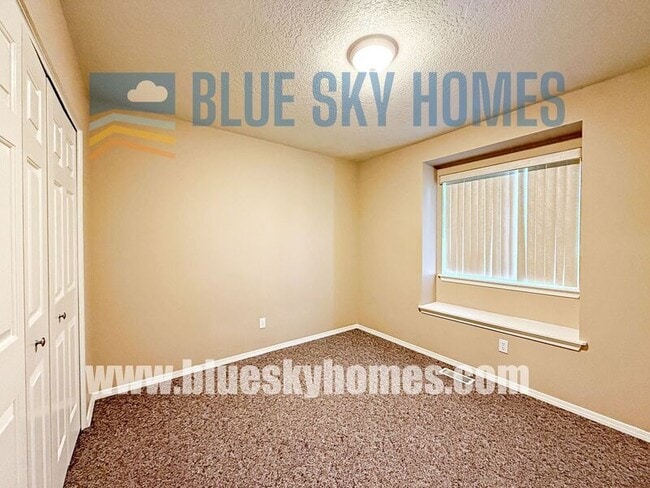 Building Photo - 9536 W Ben St