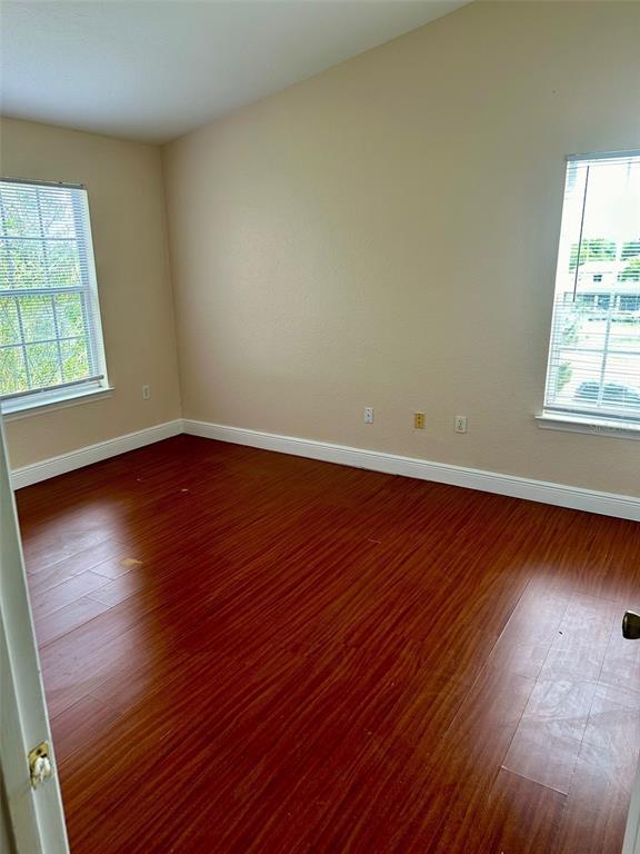 Building Photo - 3373 S Kirkman Rd