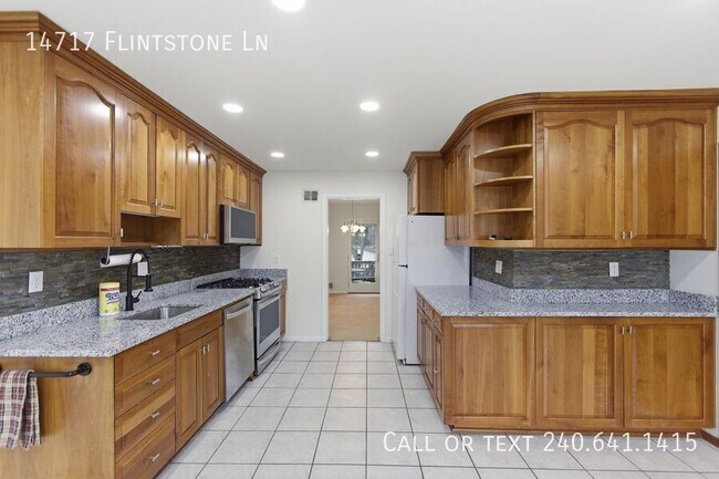 Building Photo - 14717 Flintstone Ln