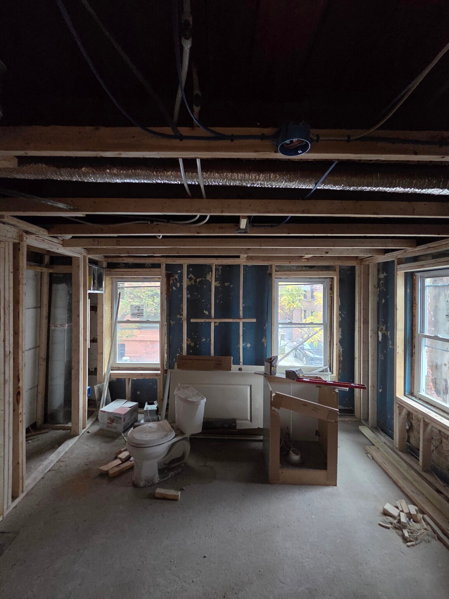 Building Photo - 914 Tyson St