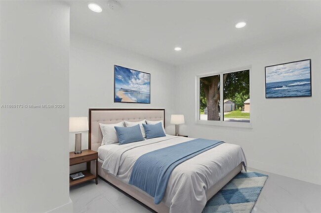 Building Photo - 1390 SW 50th Ave