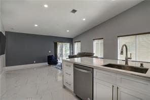 Building Photo - 1321 Majesty Terrace