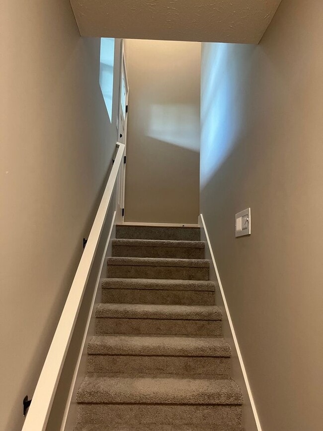 Building Photo - New Construction, 2 bed, 3 bath Row Home, ...