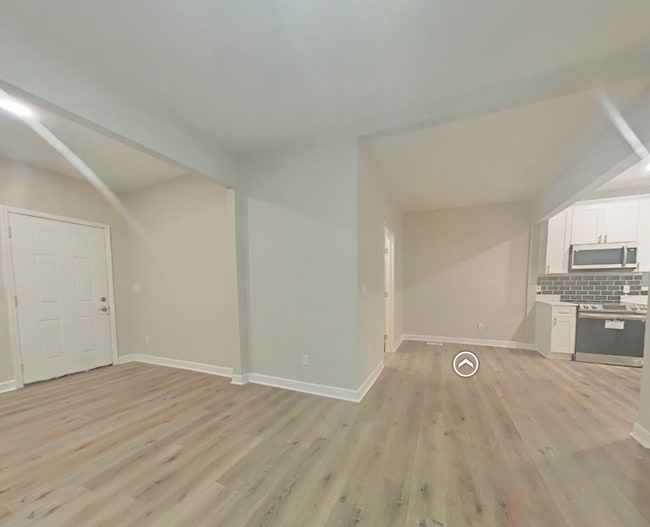 Building Photo - 249 Laurel Ave SW