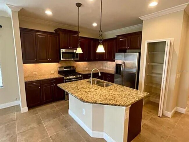 Building Photo - 1387 Backspin Dr