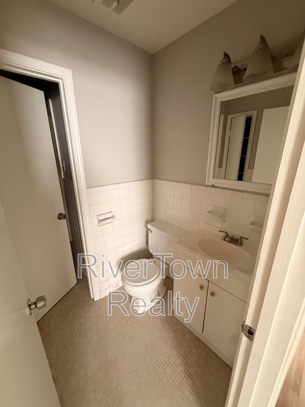 Building Photo - 3113 Wickham Dr