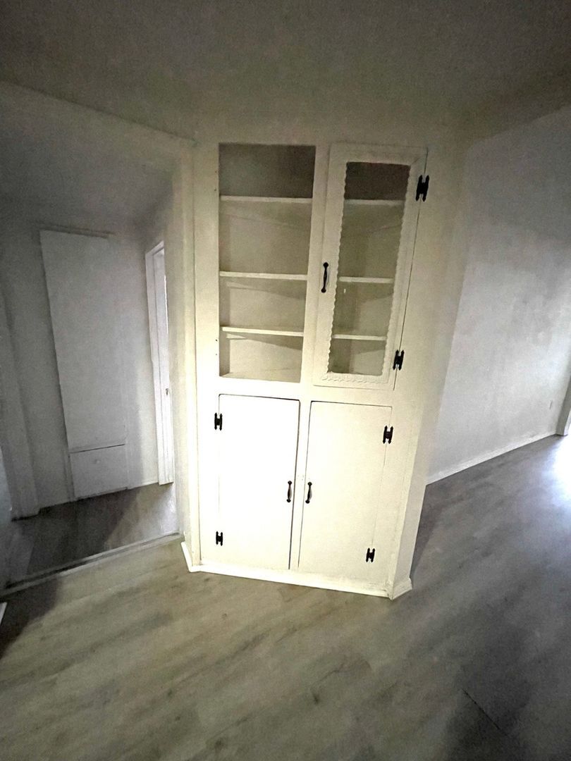 Building Photo - 4402 E Seneca St