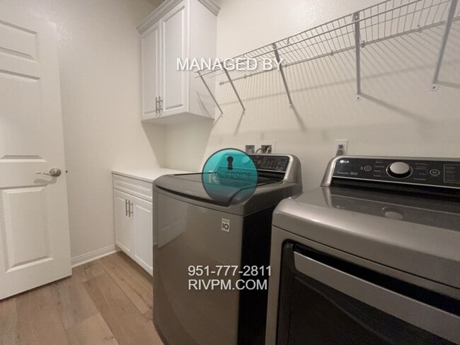 Building Photo - WELCOME TO YOUR FUTURE HOME IN SPRING MOUN...