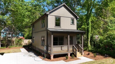 Building Photo - NEW CONSTRUCTION - Available August 2025!
