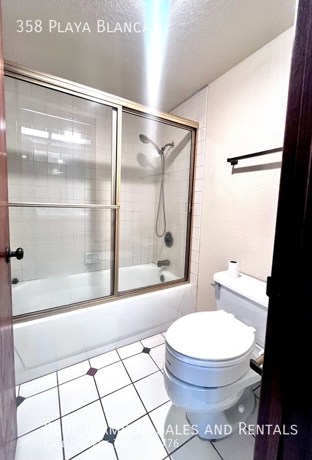 Building Photo - 358 Playa Blanca
