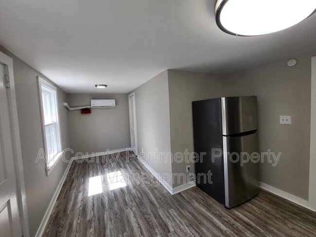 Building Photo - 3631 Washington St