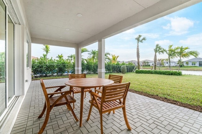 Building Photo - 12272 Waterstone Cir