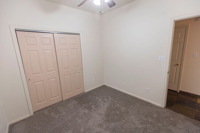 Building Photo - 1635 Spruce Ave