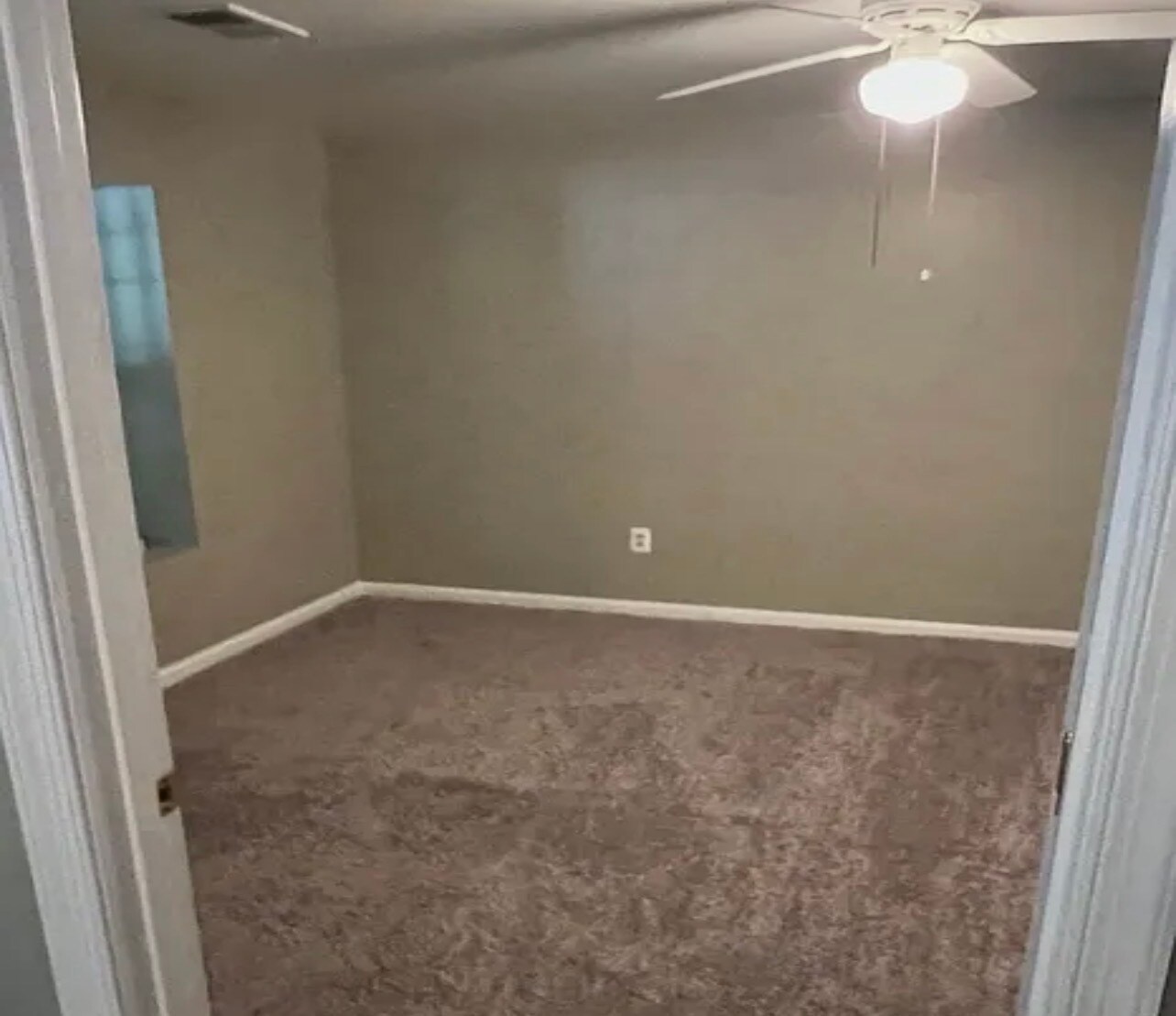 Building Photo - 6200 Tamara Ct