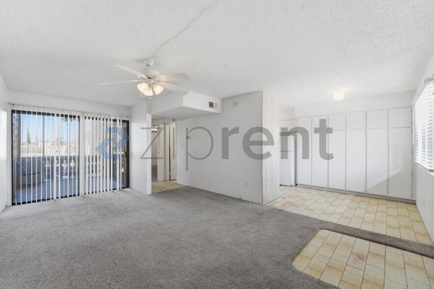 Building Photo - 4950 N Miller Rd