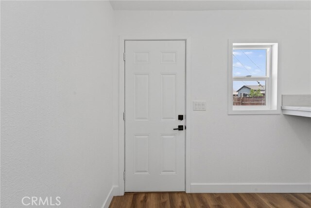 Building Photo - 1095 E Phillips Blvd
