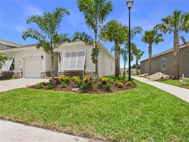 Building Photo - 8920 Orchid Reserve Cir