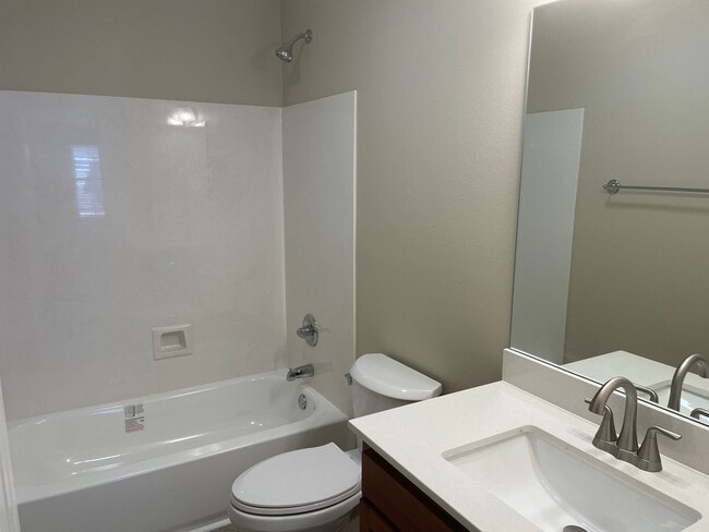 Building Photo - Renovated 3BR/2.5BA Townhome — Garage + Backyard — Great Schools — $1,700/mo