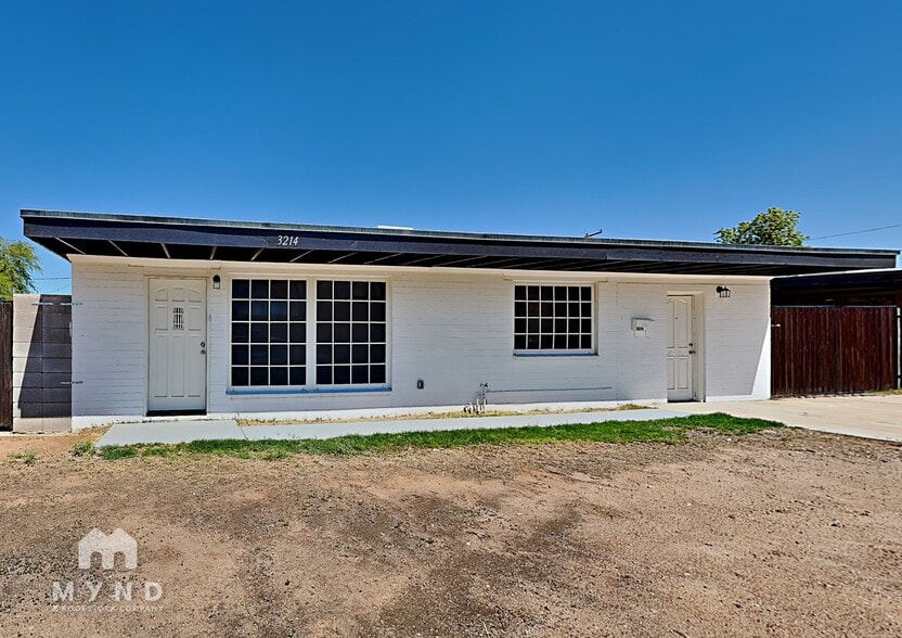 Building Photo - 3214 E Hubbell St