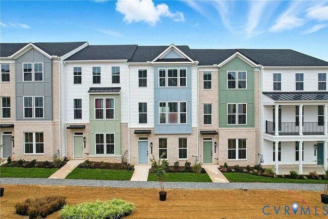 Building Photo - 15315 Sunray Aly