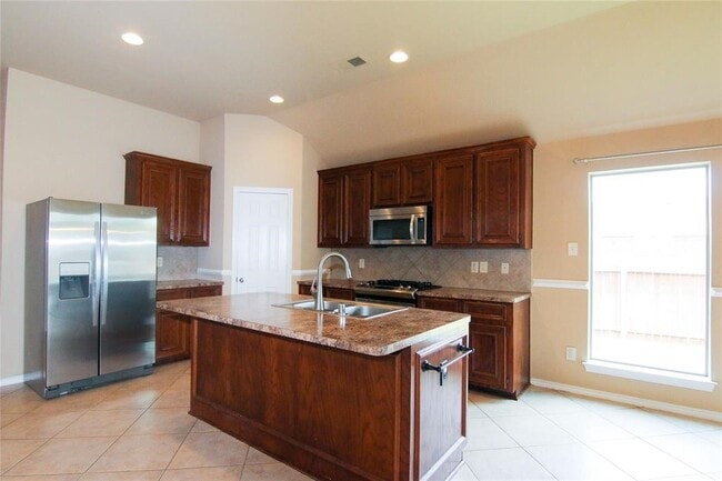 Building Photo - 27431 Rebecca Field Ln