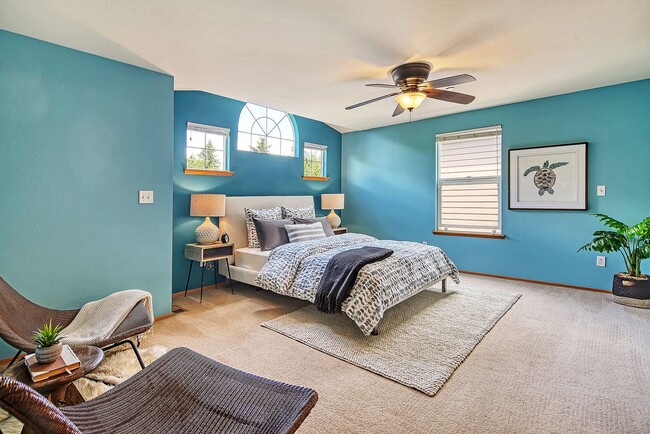 Building Photo - 4bd/2.5ba Renton Home