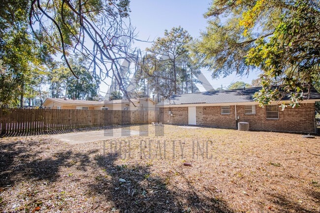 Building Photo - 7116 Skidaway Rd