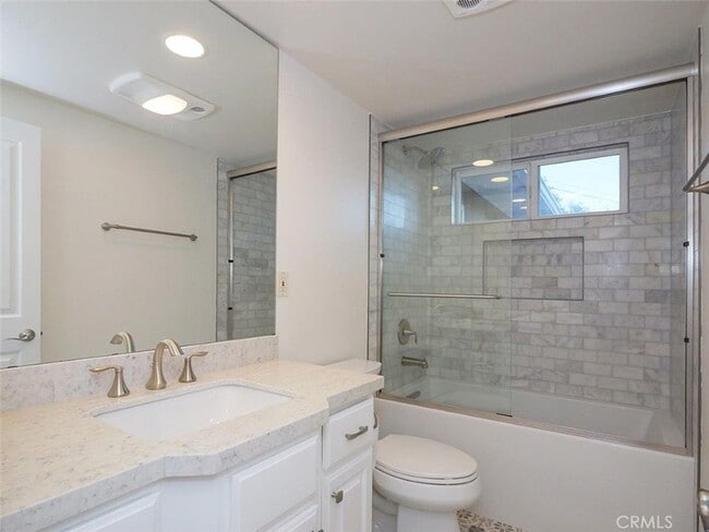 Building Photo - 26771 Menominee Pl