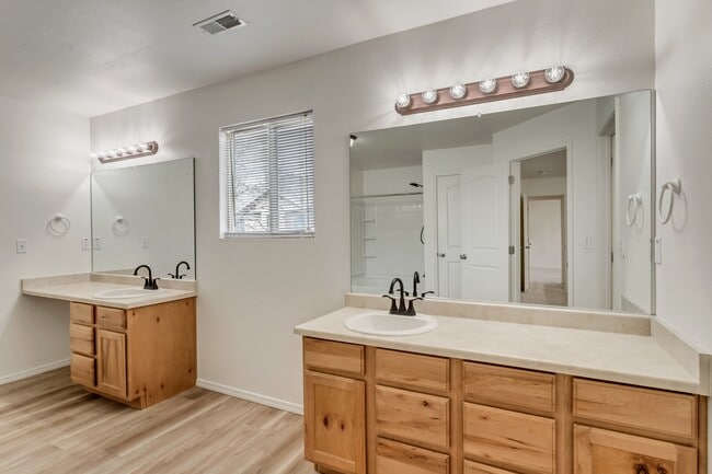 Building Photo - 2867 W 400 S