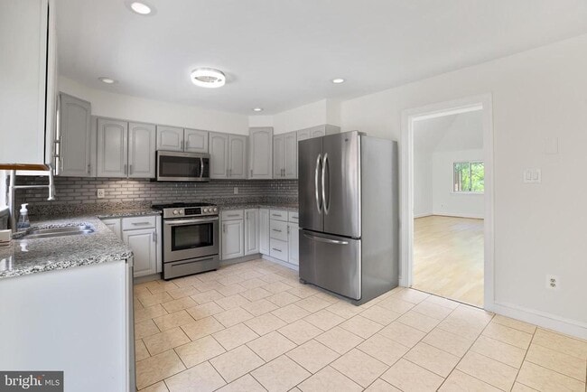Building Photo - 11311 Harborside Cluster