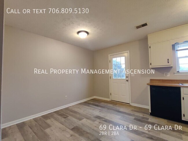 Building Photo - Quaint, Ringgold 2 Bed 1.5 Bath