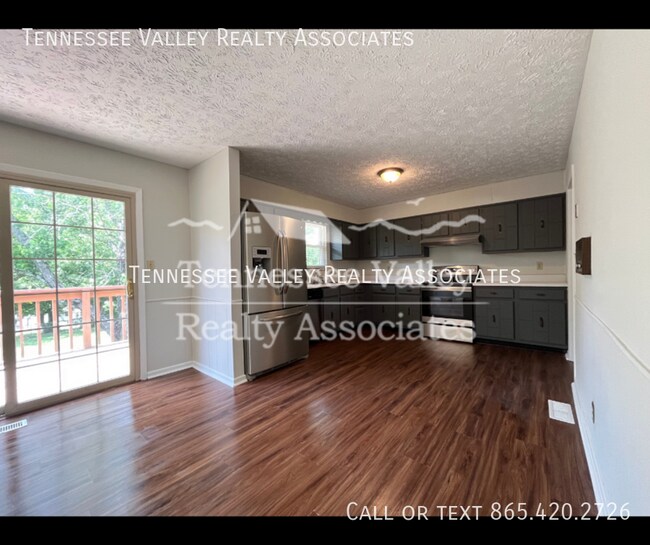 Building Photo - 7629 Crestland Rd