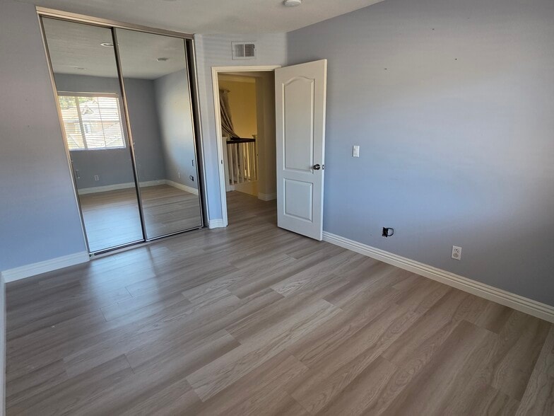 Building Photo - 5824 E Indigo Ct