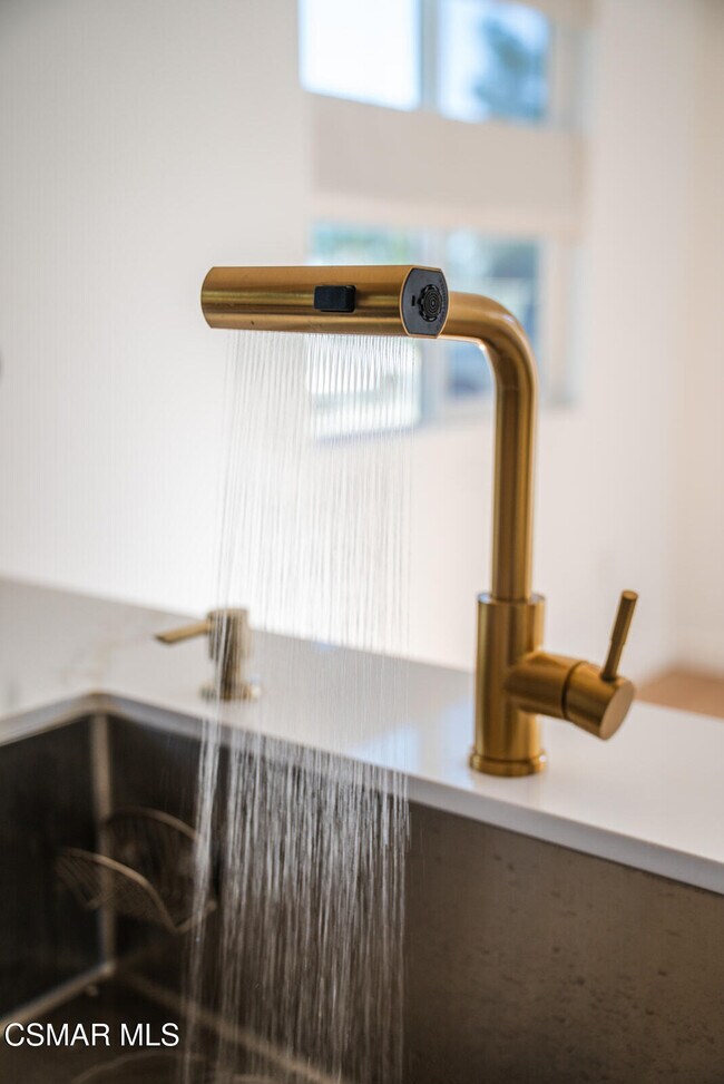 Building Photo - 7817 Nita Ave