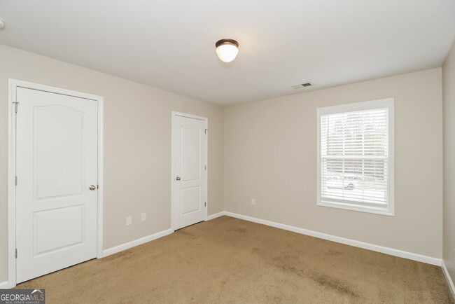 Building Photo - 1025 Franklin Ct