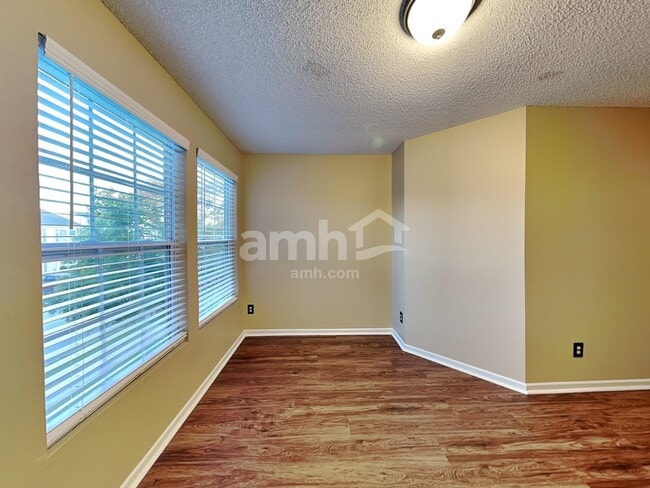 Building Photo - 8235 Gathering Cir